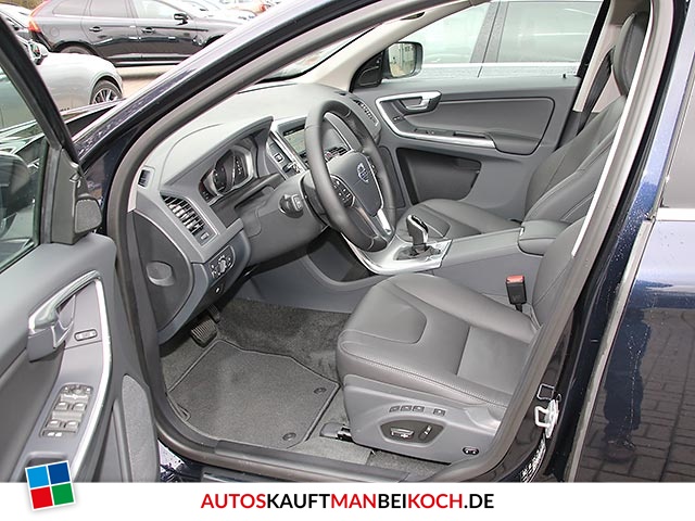 XC60 D5 AWD Geartronic Summum Sommerräder 18Zoll / Foto 6