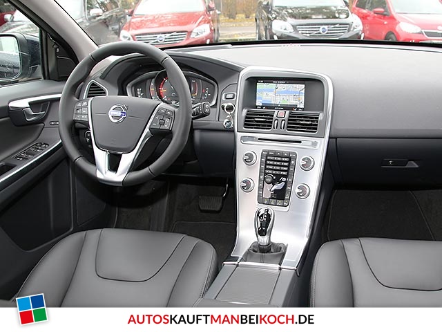 XC60 D5 AWD Geartronic Summum Sommerräder 18Zoll / Foto 8