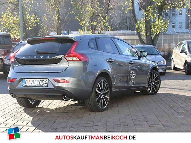 V40 D3 Geartronic Momentum / Foto 2