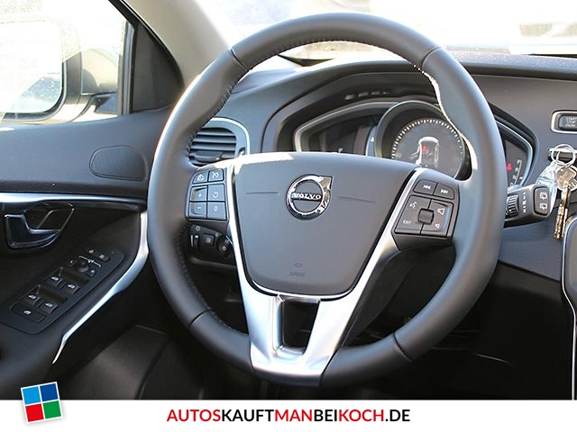 V40 D3 Geartronic Momentum / Foto 6