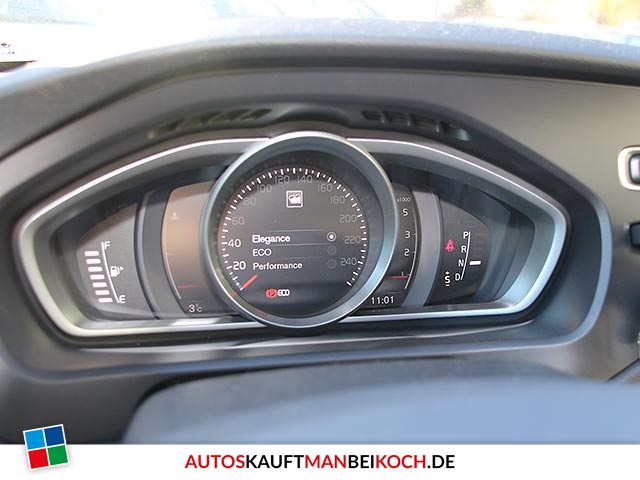 V40 D3 Geartronic Momentum / Foto 7