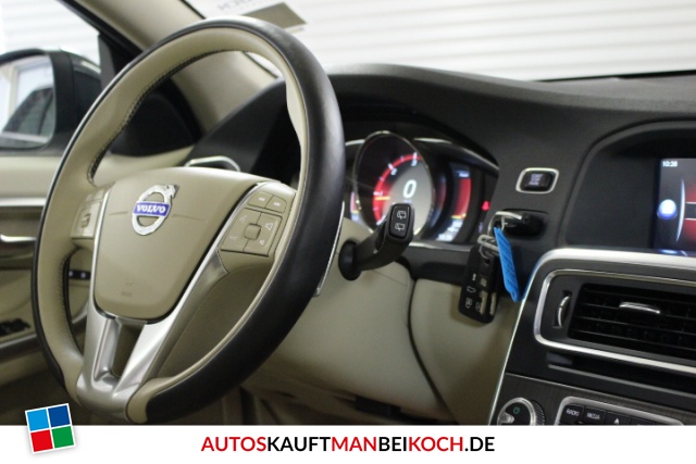 V60 D5 Summum Aut. GSD Fahrer-Ass Stdhzg OnCall / Foto 7