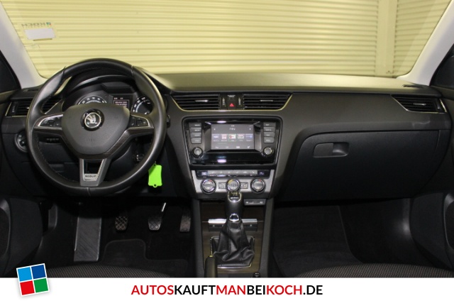 Octavia Combi Scout Euro6 2.0 TDI 4x4 Navi SHZ top / Foto 5