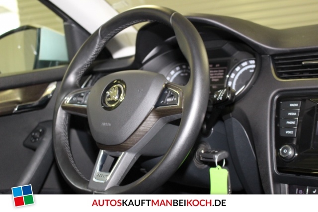 Octavia Combi Scout Euro6 2.0 TDI 4x4 Navi SHZ top / Foto 6