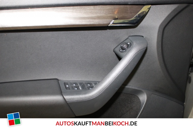 Octavia Combi Scout Euro6 2.0 TDI 4x4 Navi SHZ top / Foto 8