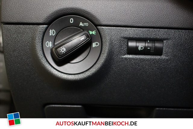 Octavia Combi Scout Euro6 2.0 TDI 4x4 Navi SHZ top / Foto 9