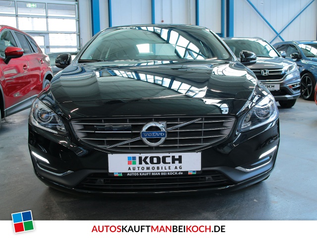 V60 D6 AWD Plug-In Hybrid Summum ACC Schiebedach / Foto 2