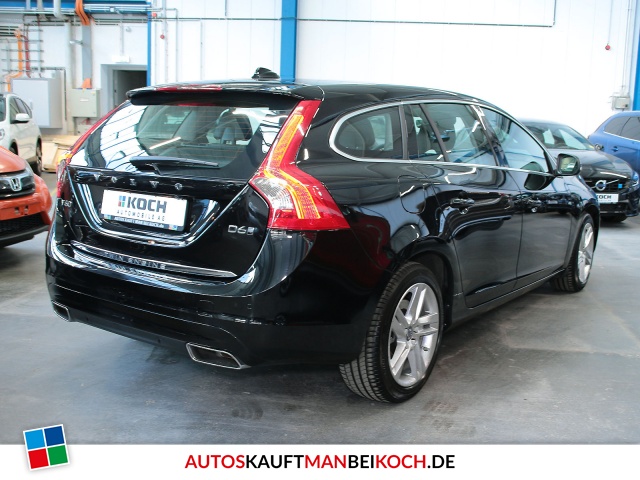 V60 D6 AWD Plug-In Hybrid Summum ACC Schiebedach / Foto 3