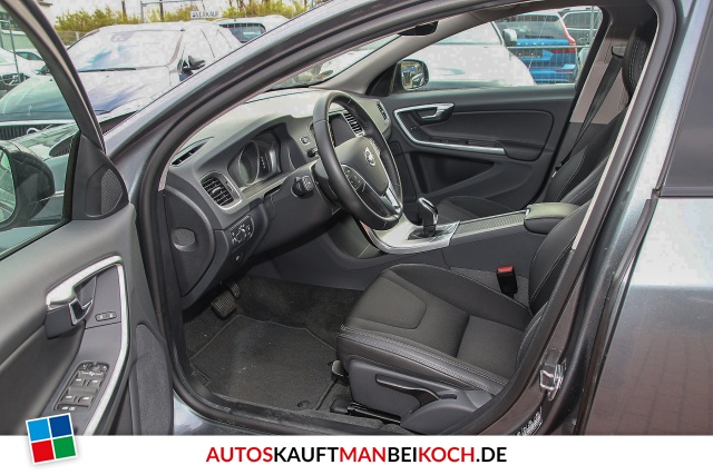 V60 Cross Country D3 Geartronic Momentum / Foto 5