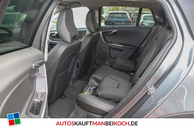 V60 Cross Country D3 Geartronic Momentum / Foto 7