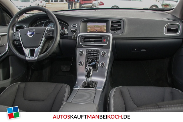 V60 Cross Country D3 Geartronic Momentum / Foto 8