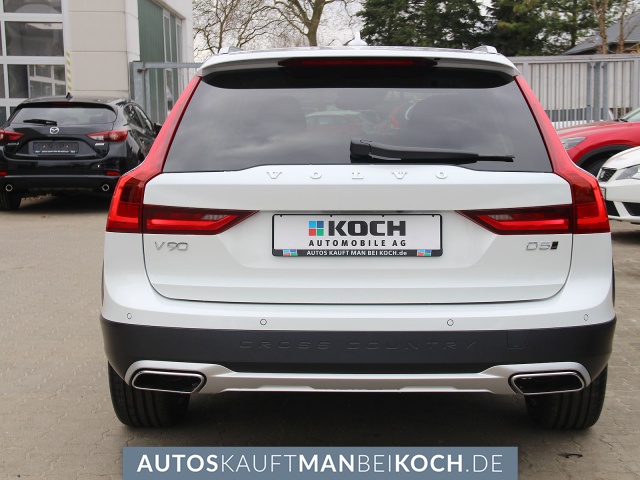 V90 Cross Country PRO D5 AWD Geartronic / Foto 4
