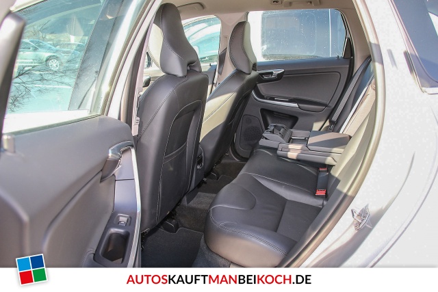 XC60 D5 AWD Geartronic Summum 18 Zoll SR/Leasing m / Foto 7