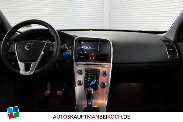 XC60 D3 Momentum Bi-Xenon Navi / Foto 5