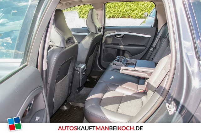V70 D4 DPF Momentum SD Navi FahrerAss Standheiz / Foto 6