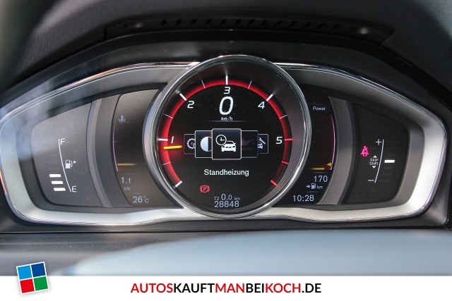 V70 D4 DPF Momentum SD Navi FahrerAss Standheiz / Foto 9