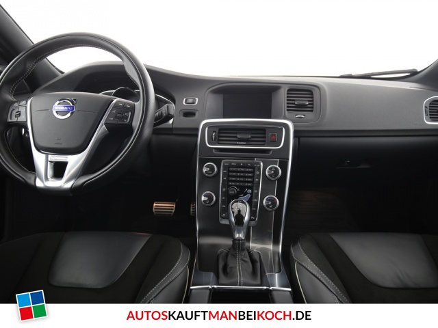 S60 T6 AWD R-Design Aut. FahrerAss StHzg On Call / Foto 8