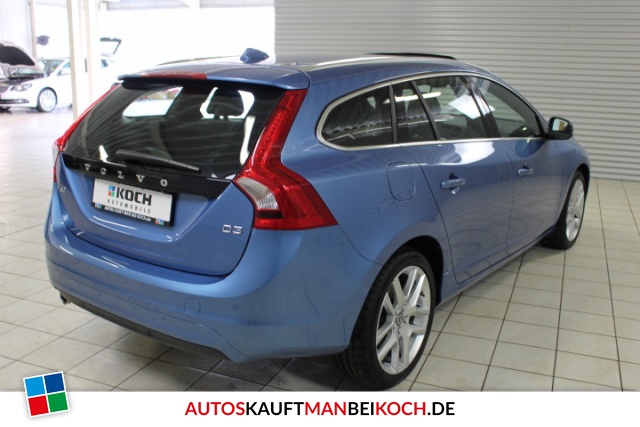 V60 D3 Summum Autom FahrerAss Stdhzg Four-C / Foto 2
