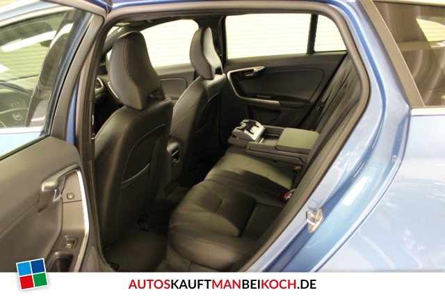 V60 D3 Summum Autom FahrerAss Stdhzg Four-C / Foto 5