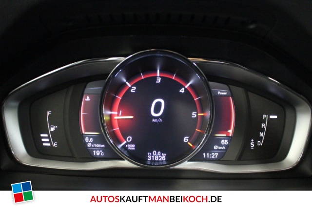 V60 D3 Summum Autom FahrerAss Stdhzg Four-C / Foto 9