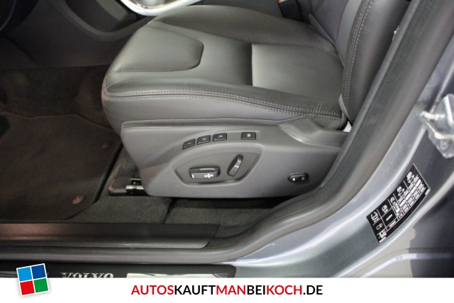 XC60 D5 AWD Summum Aut. FahrerAss SD Navi Xenon / Foto 4