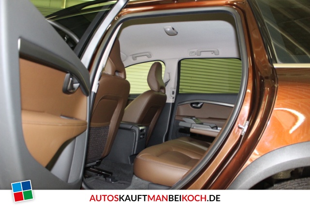 XC70 D4 AWD Summum Aut. MJ16 FahrerAss Niveaureg / Foto 5