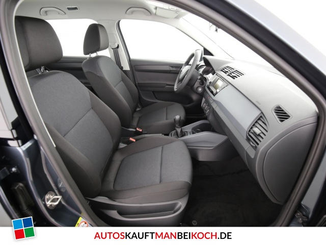 Fabia Combi 1,0 TSI Cool-Hot SHZ, FSE, PDC, Alu / Foto 5