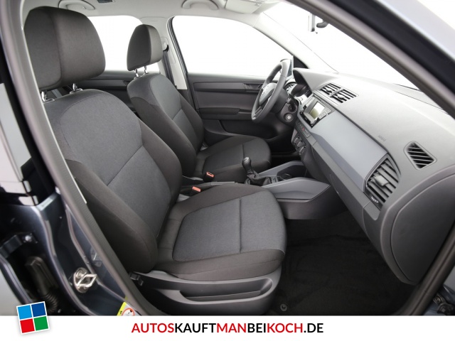 Fabia Combi 1,0 TSI Cool-Hot SHZ, FSE, PDC, Alu / Foto 5