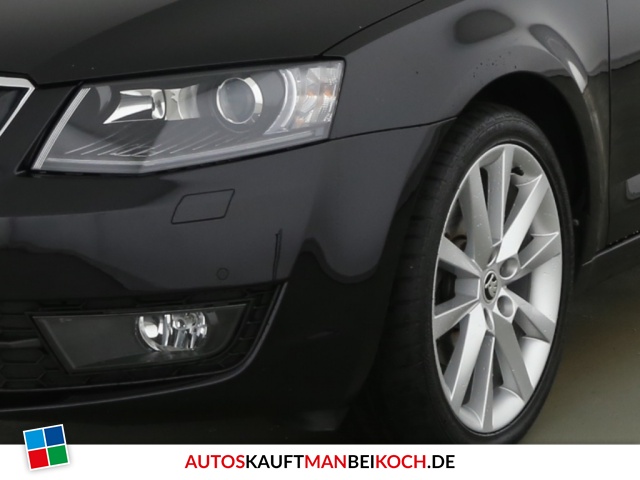 Octavia Combi III 2.0 TDI DSG PANO LEDER NAVI STDH / Foto 8