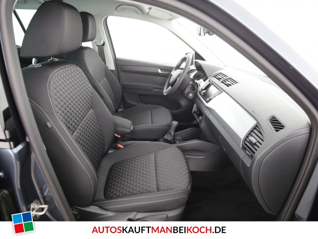 Fabia 1.0 TSI Drive Klimaaut SHZ Licht und Sicht / Foto 5
