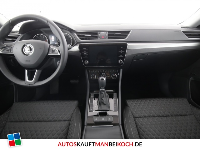 Superb Combi 1.4 TSI DSG Style Navi Canton Pan / Foto 3
