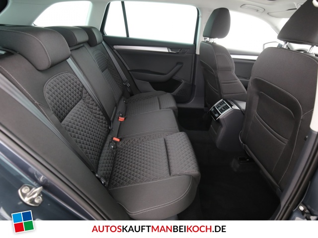 Superb Combi 1.4 TSI DSG Style Navi Canton Pan / Foto 6