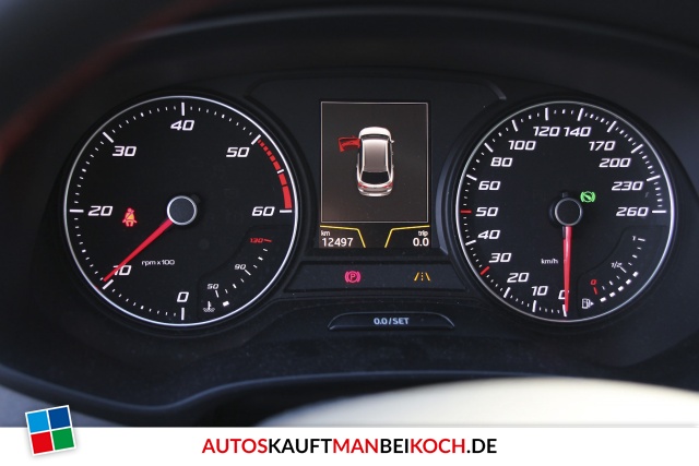 Leon ST FR 2.0 TDI DSG Euro6 VollLED/NAVI/DCC/PDC / Foto 9