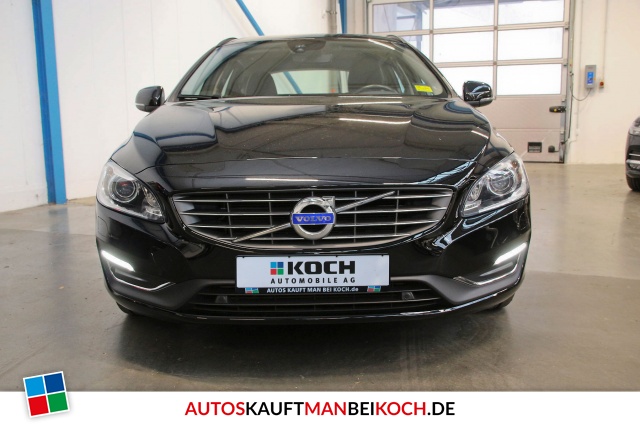 V60 T3 Momentum Navi Xenon Standheizung PDC SHZ / Foto 2