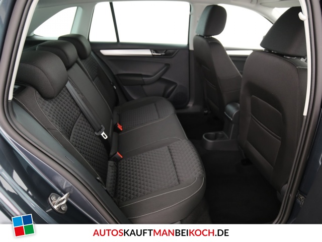 Rapid Spaceback 1.0 TSI Drive DSG Xenon Klimaaut / Foto 6