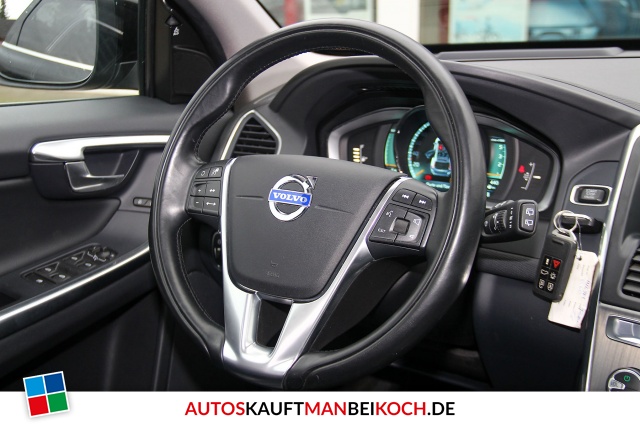 XC60 D3 Summum FahrerAss Stdhzg Four-C OnCall SD / Foto 9