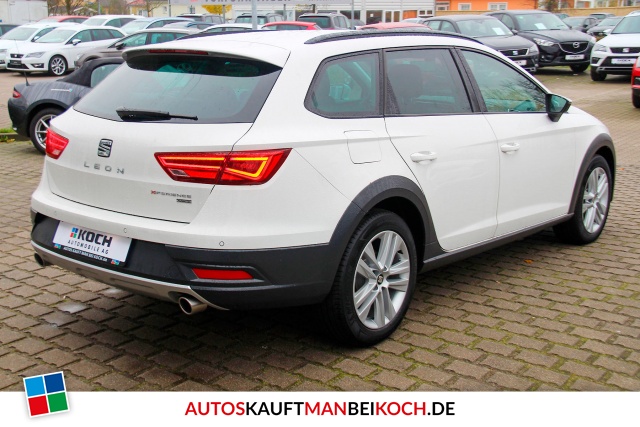 Leon X-Perience 1.8 TSI DSG Allrad Voll-LED Navi / Foto 4