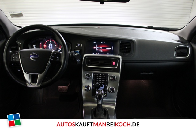 V60 CC D4 Momentum Aut. Stdhzg OnCall Navi Xenon / Foto 5