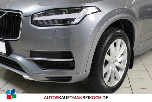XC90 D4 2WD Momentum 7-sitzer PilotAssist Stdhzg / Foto 2
