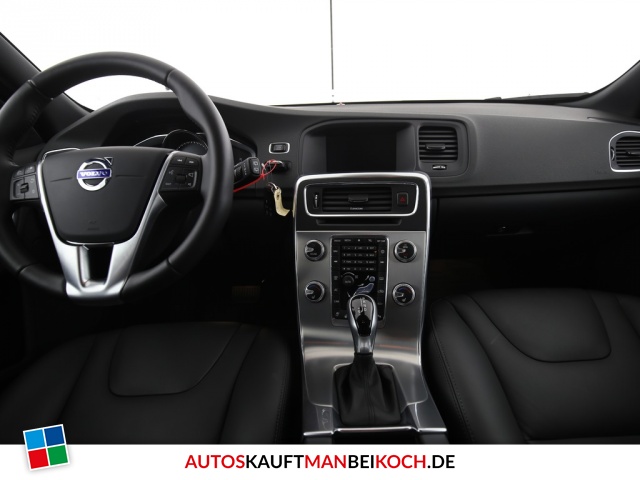 V60 T4 Summum Aut. ACC Kamera Navi Xenon Standhzg / Foto 8