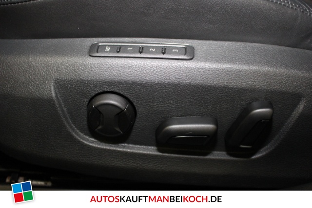 Superb Combi III 2.0 TSI DSG 4x4 Style Alcantara N / Foto 6
