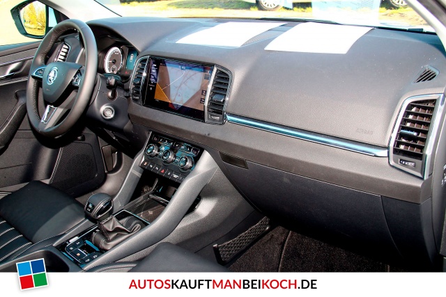 Karoq 2.0 TDI DSG 4x4 Style Columbus LED AHZV Stan / Foto 7
