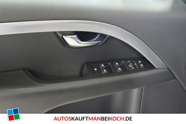 V70 T4 Momentum ACC OnCall StdHzg Kamera SHZ / Foto 9