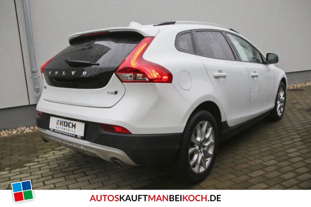 V40 CC T4 AWD Momentum Aut. Navi LED Digit Instr / Foto 3