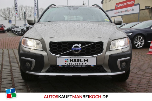 XC70 D4 AWD Summum Autom. Navi Xenon SD Standhzg. / Foto 2