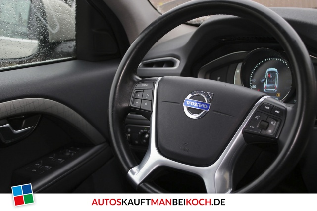 XC70 D4 AWD Summum Autom. Navi Xenon SD Standhzg. / Foto 9