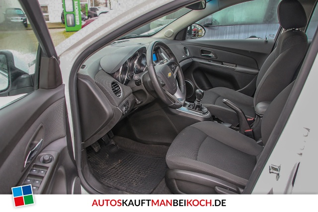 Cruze 1.8 LTZ Klimaauto. WR Einparkhilfe Tempomat / Foto 5