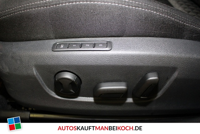 Superb Combi III 2.0 TSI DSG Style Plus Navi Xenon / Foto 4