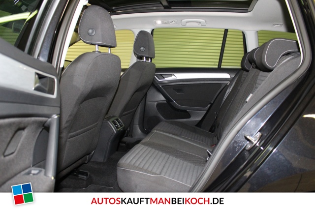 Golf VII Var. 1.4 TSI Cup Navi ACC Panoramadach / Foto 6