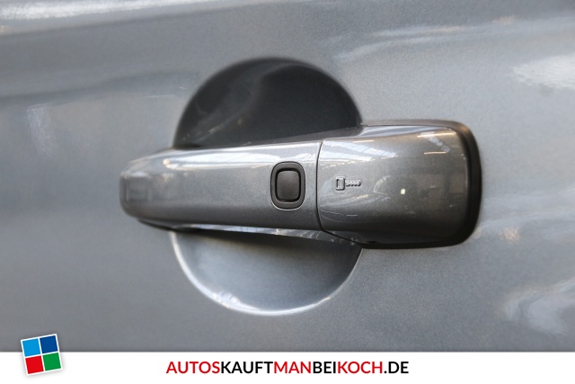 XC60 D4 AWD R-Design Aut. FahrerAss SD Standheiz / Foto 5
